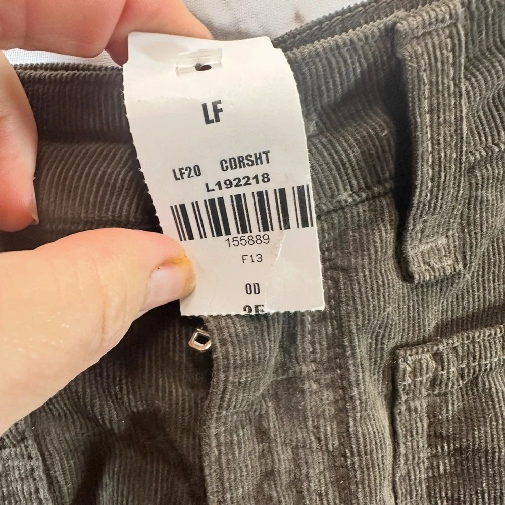 CARMAR NWT corduroy brown‎ shorts women’s size 25